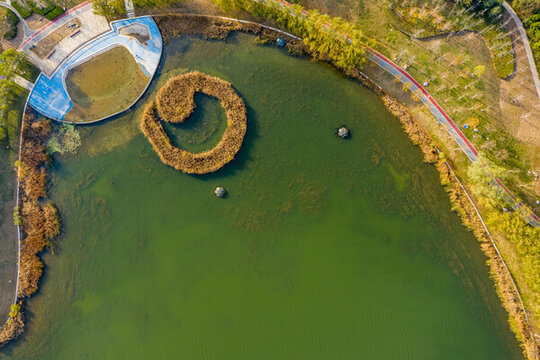 航拍鄭州龍子湖公園湖泊濕地