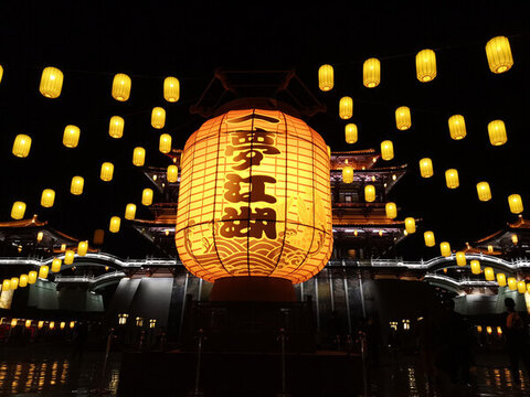 黃色燈籠