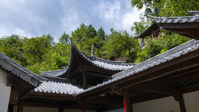 大理州劍川縣彌沙鄉(xiāng)彌井村屋檐
