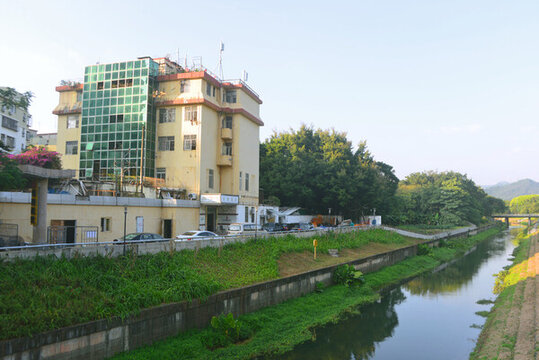 深圳城市中心區(qū)福田河風(fēng)光