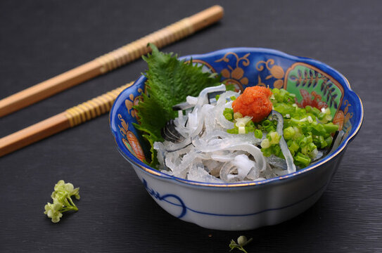 醋拌河豚魚皮