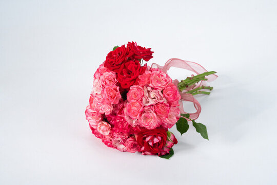 手捧花花球薔薇花