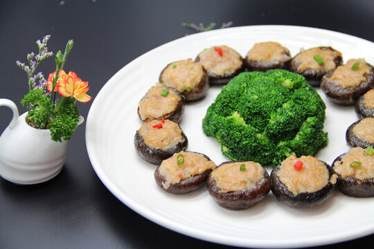 冬菇釀西蘭花