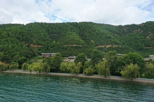 航拍瀘沽湖風(fēng)景