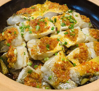 焗黃魚(yú)