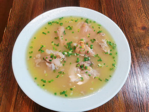 蹄花湯
