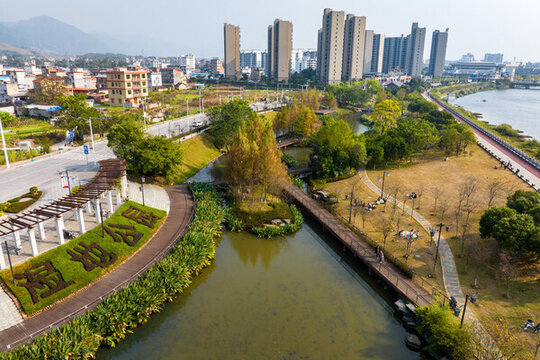 廣西蒙山濕地公園景美如畫