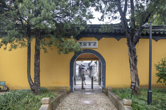 甪直保圣寺古物館