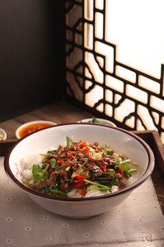 牛肉炒碼粉