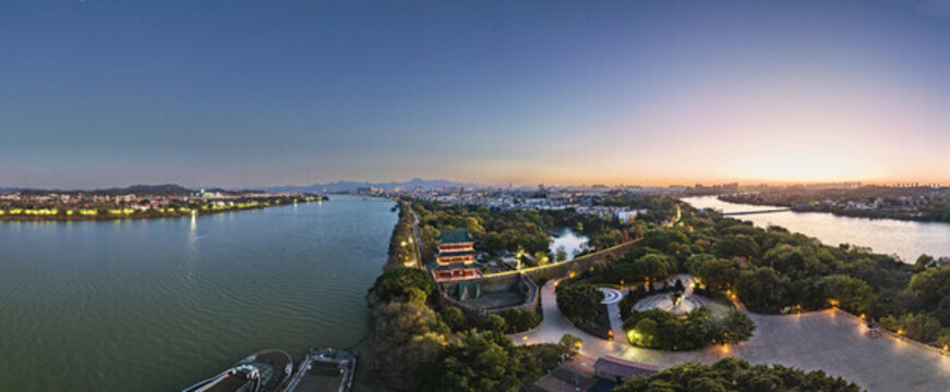 江西贛州古城墻八鏡臺(tái)城市夜景