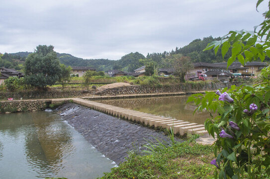 小溪小路鄉(xiāng)村風(fēng)景