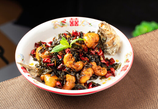 茶香鱸魚
