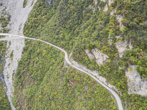 山區(qū)公路