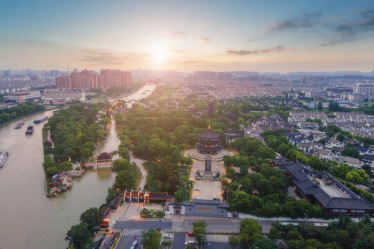 航拍蘇州姑蘇寒山寺城市景觀