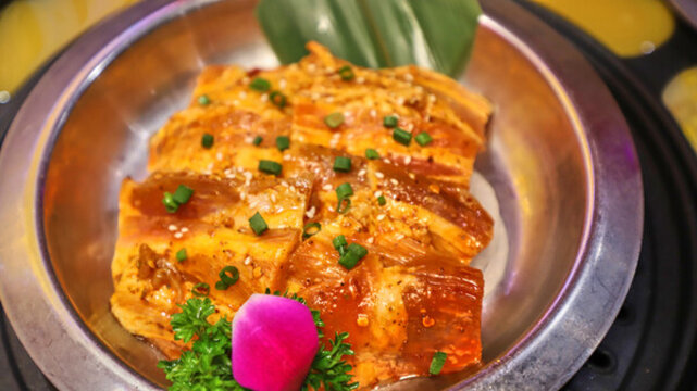 燒烤腌制五花肉