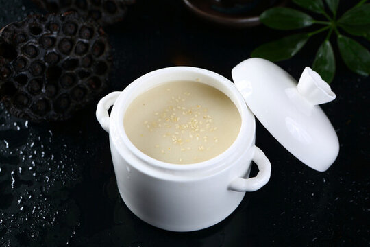 三豆花生羹