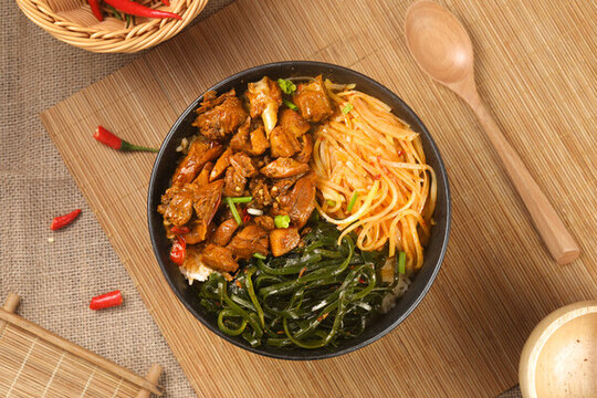 鴨肉蓋碼飯