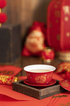 紅色茶碗新年素材