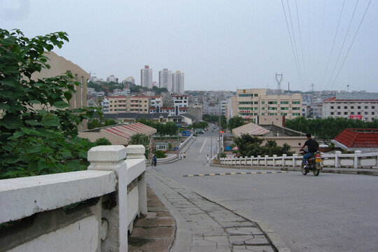 2006年六里村華星南街路口