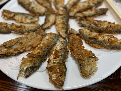 煎小魚