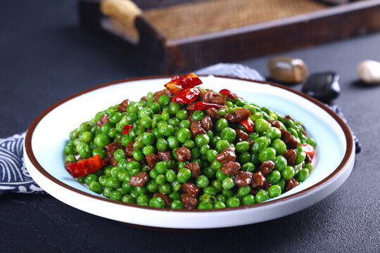 豌豆炒肉