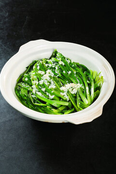 砂鍋油麥菜
