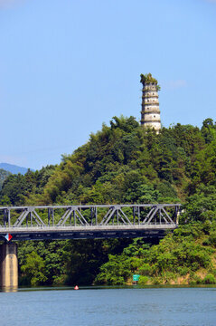 黔陽古城的赤峰塔