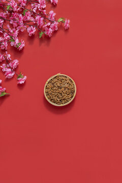 新年春節(jié)紅色背景海報(bào)