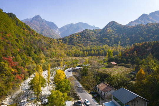 秦嶺山