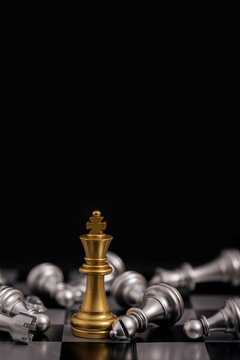 招聘创意国际象棋素材