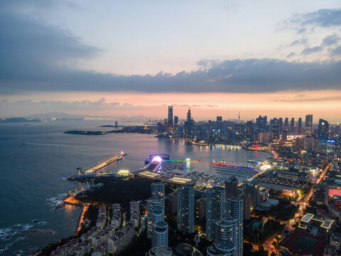 航拍青島城市海岸線夜景