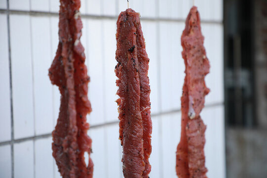 曬牛肉干