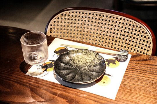 日料餐廳環(huán)境裝修