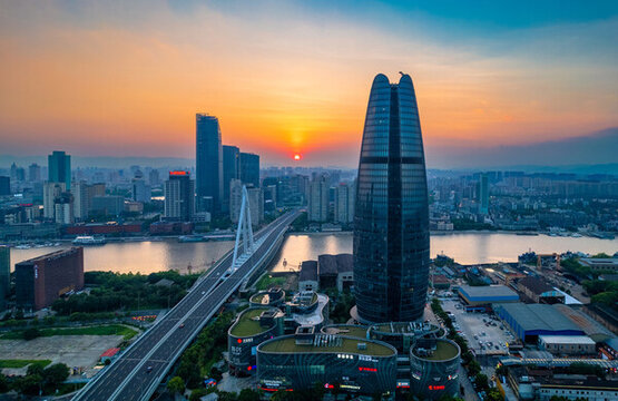 寧波三江口財(cái)富中心城市夜景