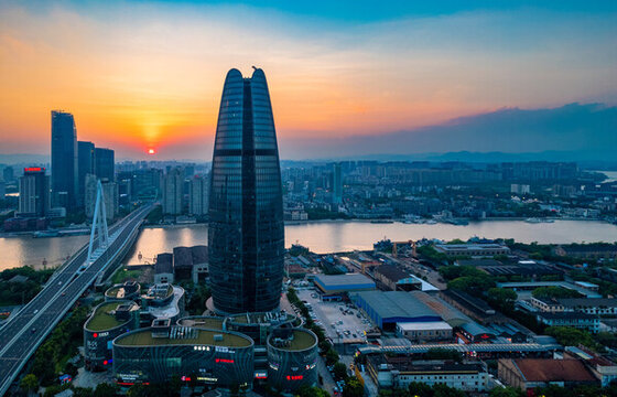 寧波三江口財(cái)富中心城市夜景