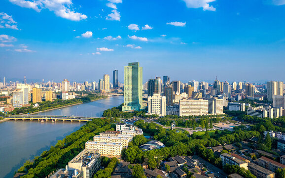 寧波三江口姚江段城市環(huán)境