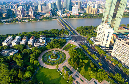 寧波三江口姚江段城市環(huán)境