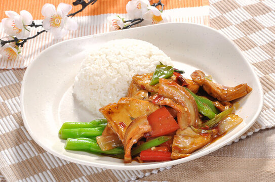 回鍋肉飯