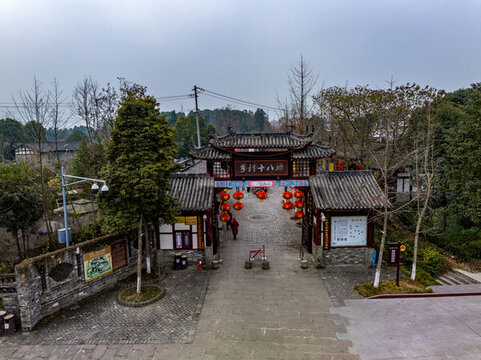 郫都戰(zhàn)旗村鄉(xiāng)村十八坊大門