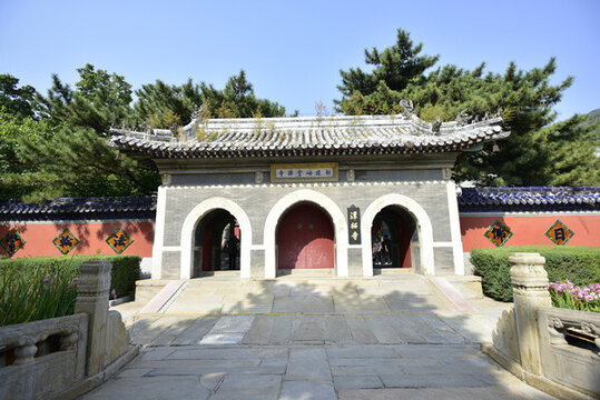 北京潭柘寺