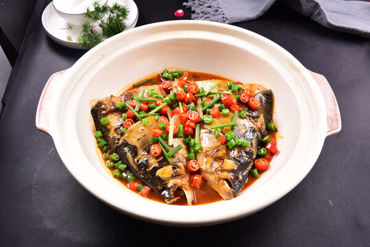 生焗南灣大魚(yú)頭