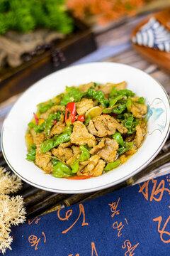 螺絲辣炒小炒肉