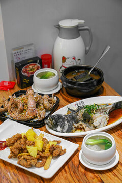 海鮮大餐美食全家福