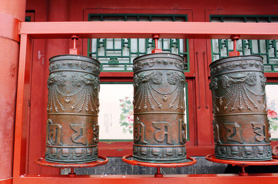 恭親王府佛樓轉(zhuǎn)經(jīng)筒