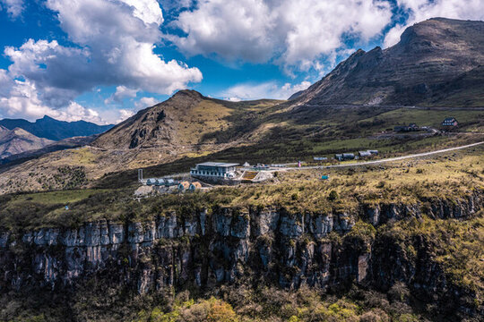 漢源轎頂山一號營地