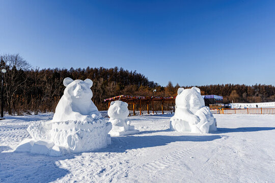 熊雪雕景觀