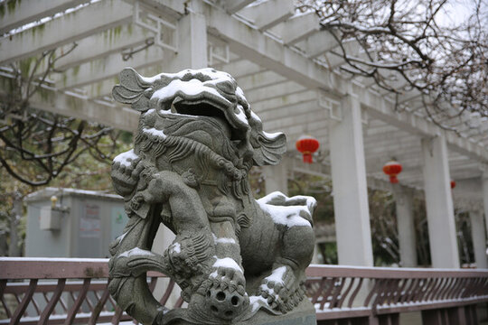石獅子