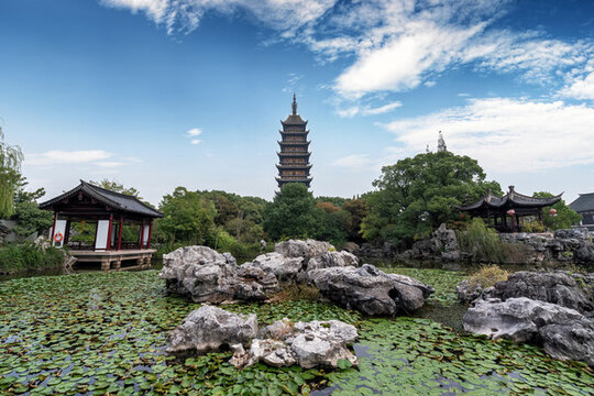 古典園林亭臺(tái)樓閣