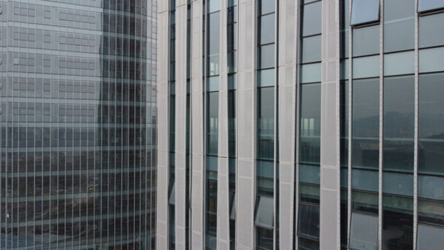 航拍建筑物玻璃外墻