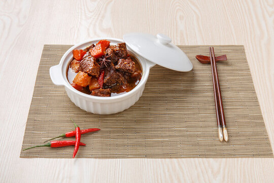 胡蘿卜土豆燉牛肉